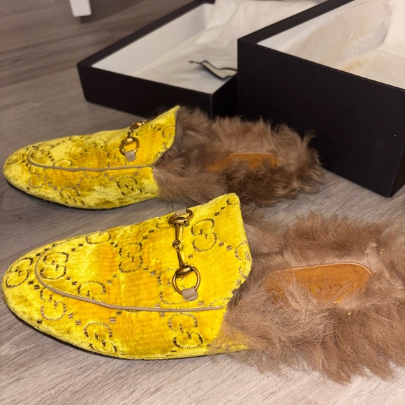 Yellow Velvet Monogram Gucci Princetown Size 42 - Picture 4 of 7